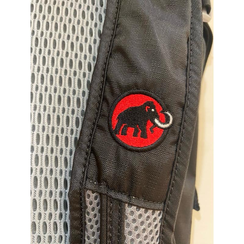 現貨 MAMMUT  猛馬象 Neon Speed highlime-black15L輕量健行包、攻頂背包-細節圖6