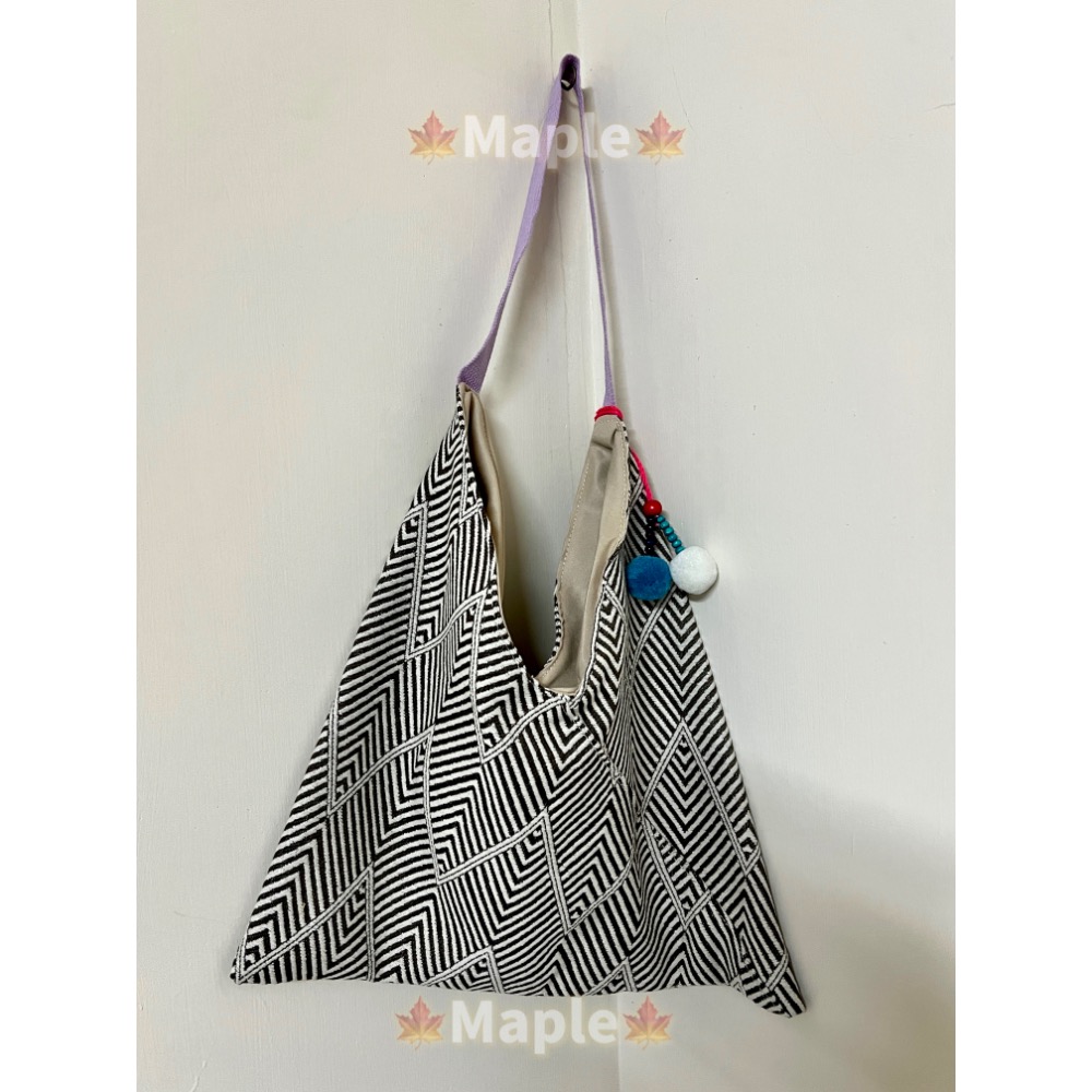 泰國小眾棉麻布單肩手提包三角包（黑色）-細節圖3