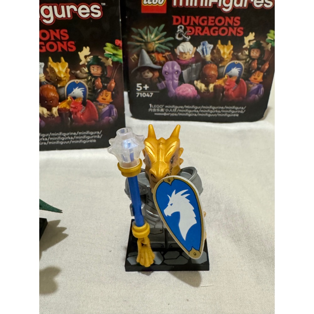 Lego Minifigure 71047 龍與地下城人偶 Dungeons & Dragons 龍裔聖武士-細節圖3