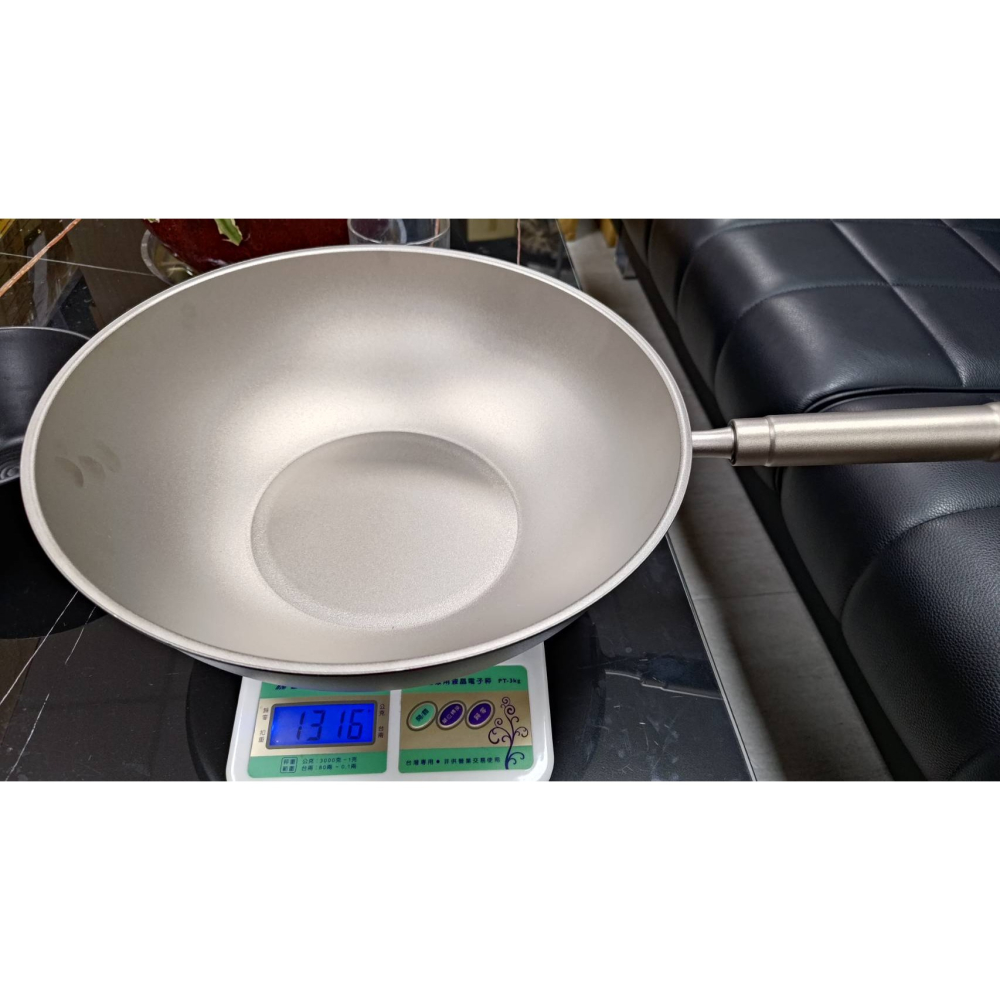 【TOE拇指小舖】CONTINUE 康鈦牛純鈦一體式平底炒鍋32公分-細節圖5