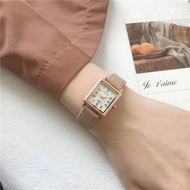 KITTY雜貨舖～復古風方形手錶-細節圖3