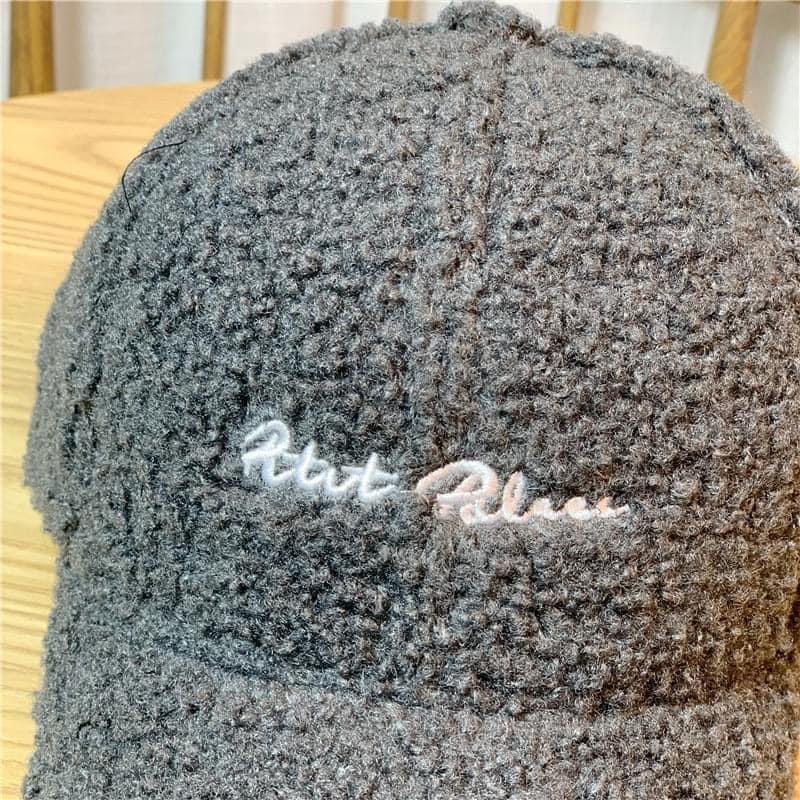 韓國東大門字母羊羔毛棒球帽-細節圖4