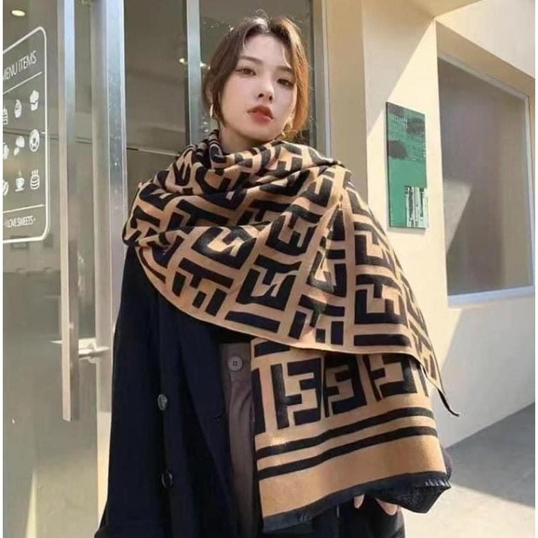 經典F牌雙面雙色羊絨流蘇圍巾-細節圖2