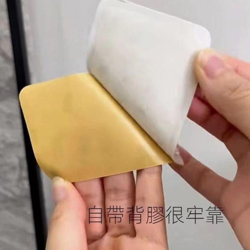 自帶背膠24粒吸盤上牆收納(ㄧ組10個)-細節圖4