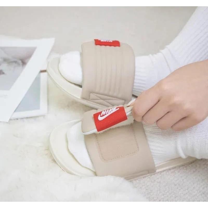 KITTY雜貨舖~爆款魔術貼麵包拖鞋-細節圖7