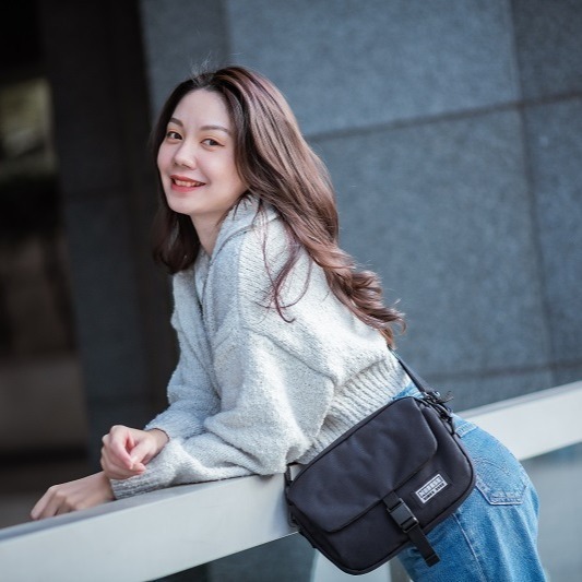 【MOOOSE】快釦城市小包 側背包 斜背包 隨身包 旅行小包 YKK拉鍊 磁扣 台灣製 畢業禮物-細節圖9