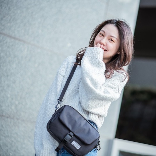 【MOOOSE】快釦城市小包 側背包 斜背包 隨身包 旅行小包 YKK拉鍊 磁扣 台灣製 畢業禮物-細節圖11