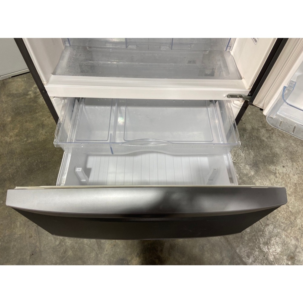 【永新二手家電】國際3門560公升冰箱（高雄店）-細節圖6