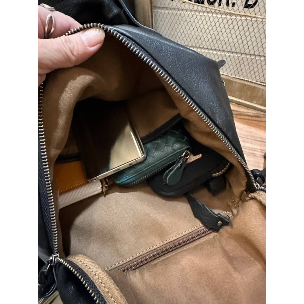 韓國空運🇰🇷真皮後背包🎒旅行包 牛皮半圓後背包 媽媽-細節圖5