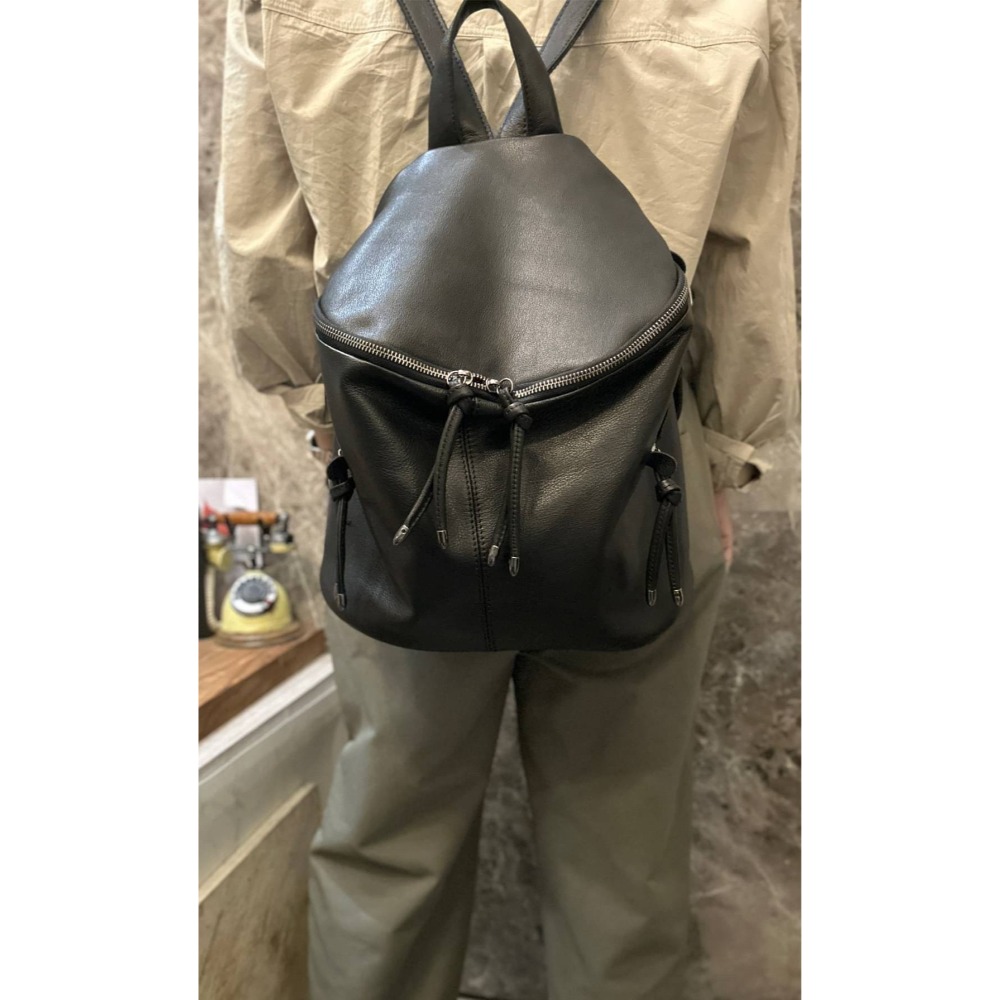 韓國空運🇰🇷真皮後背包🎒旅行包 牛皮半圓後背包 媽媽-細節圖7