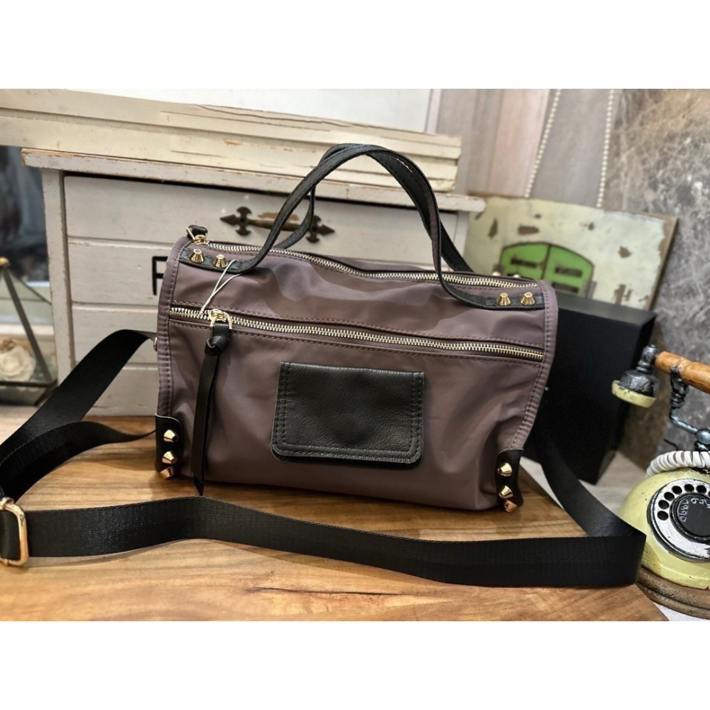 韓國空運🇰🇷／真皮斜背包／旅行包／牛皮-規格圖11