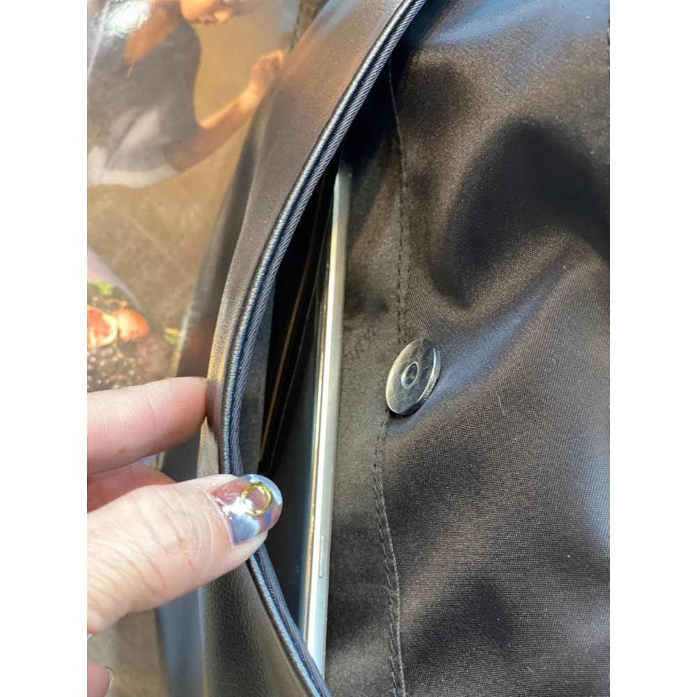 韓國空運🇰🇷／真皮斜背包／旅行包／帆布配真皮斜背包-細節圖8