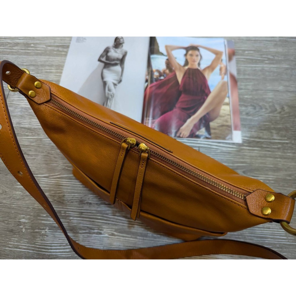 韓國空運🇰🇷／真皮斜背包／旅行包／牛皮-細節圖6