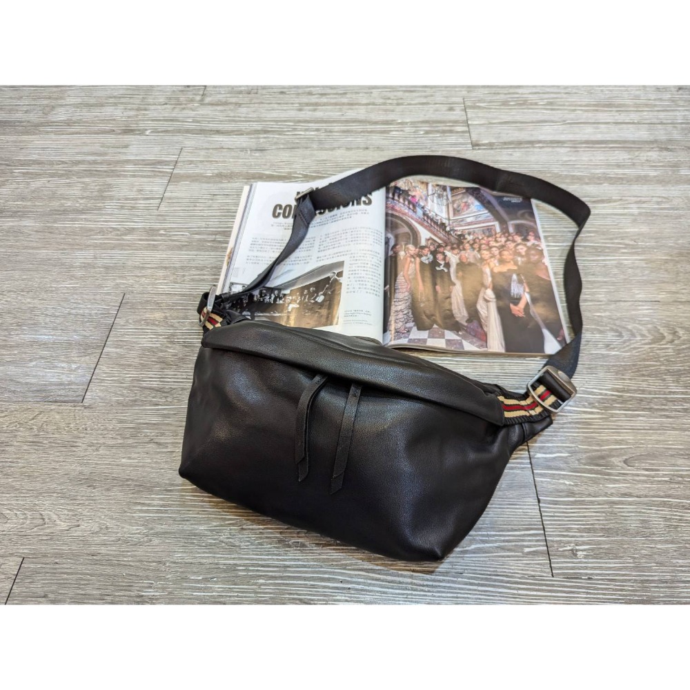 韓國空運🇰🇷／真皮斜背包／真皮胸包／牛皮-規格圖10