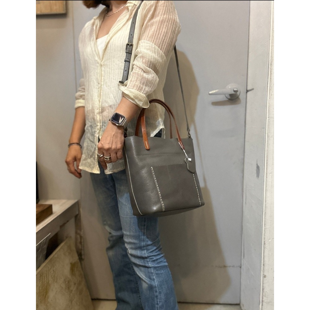 韓國空運🇰🇷／真皮兩用包／真皮斜背包❤️／水桶包／2story-細節圖9