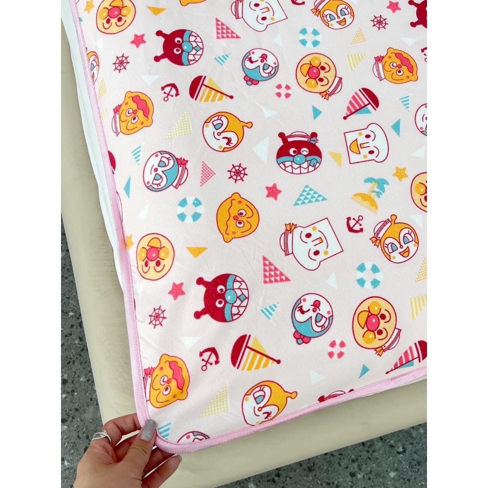 預購  麵包超人防水墊 多用途隔尿防水墊寶寶隔尿墊姨媽期防漏床墊 防尿防水墊（缺色隨機）-細節圖4