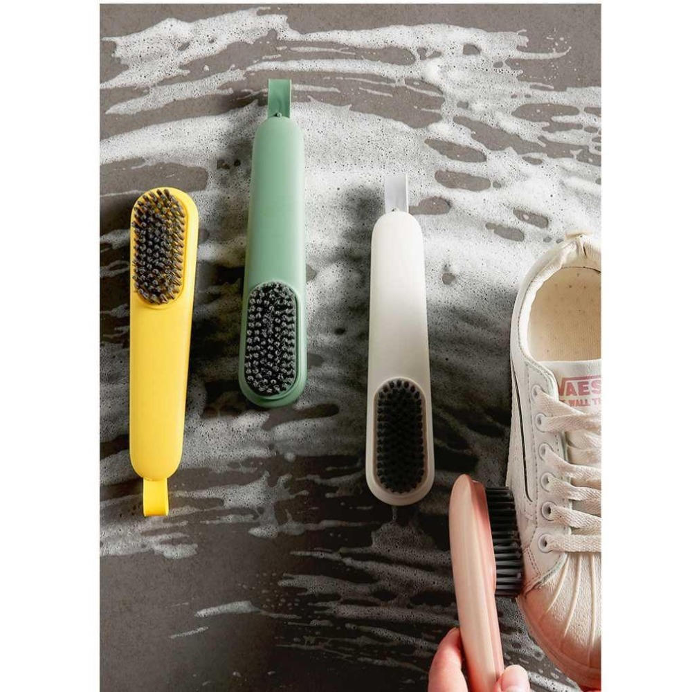 多功能鞋刷 刷鞋神器【聖杯生活台灣現貨】柔軟毛萬用刷 舒適長握柄 可吊掛懸掛 撞色美感刷子 不傷衣物 小巧方便-細節圖7