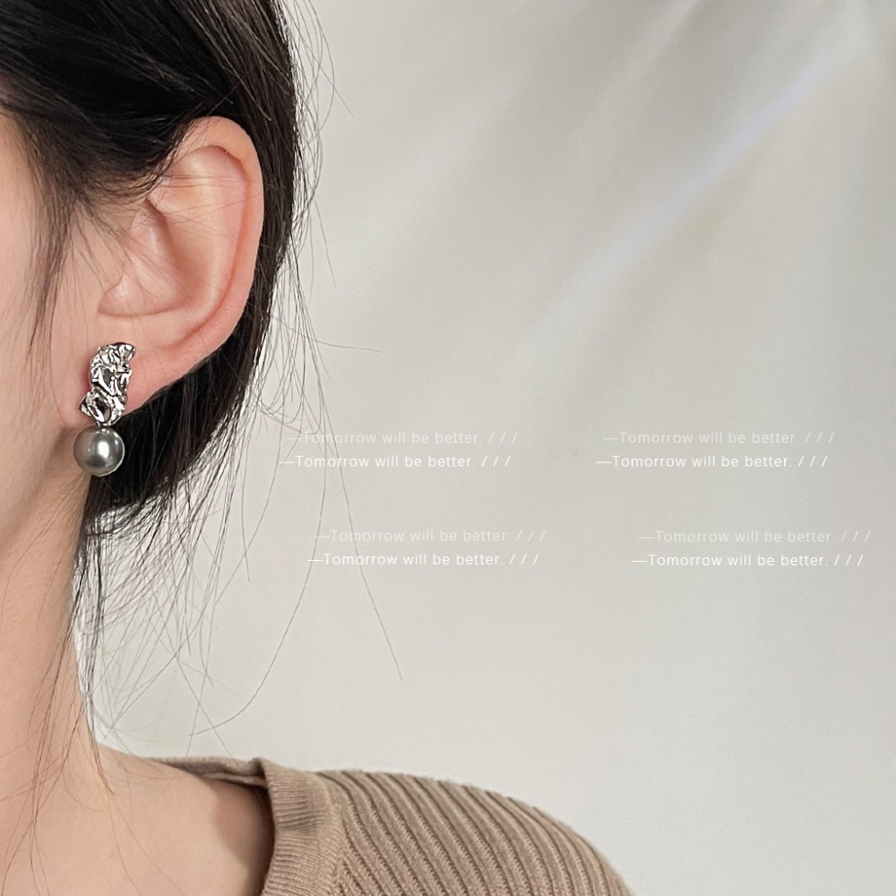 灰岩漿珍珠垂墜耳釘-細節圖3