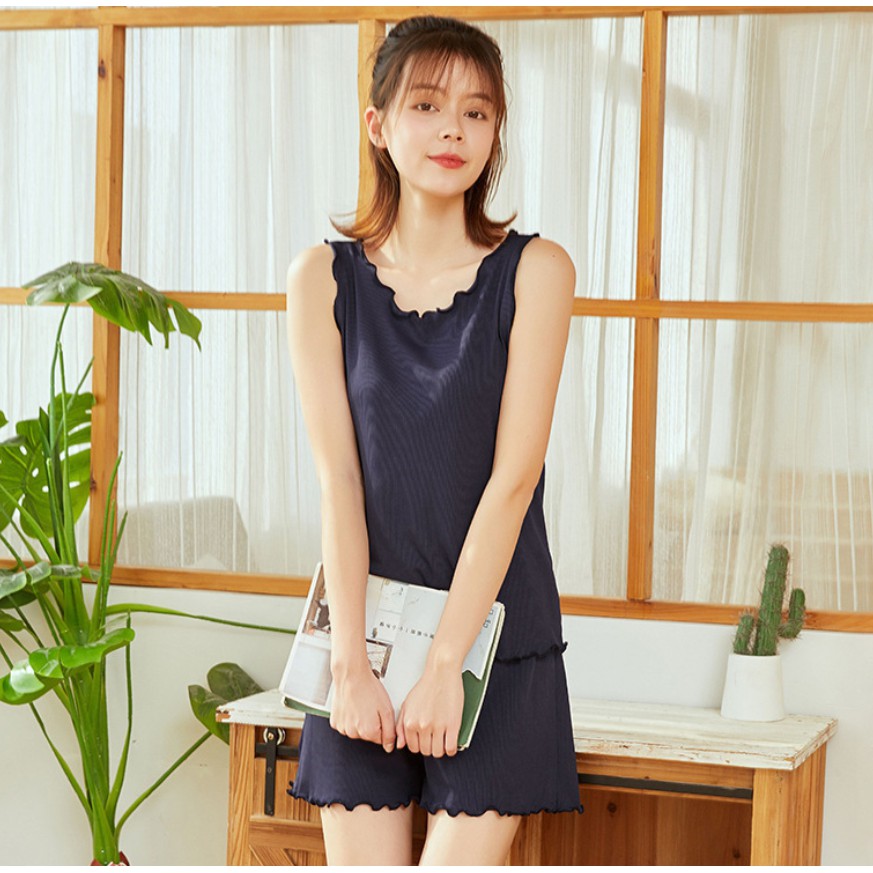 【i揪團】F80(現貨)木耳捲邊冰絲輕薄螺紋睡衣套裝 無袖吊帶背心短褲 女生睡衣 背心短褲 舒服-細節圖3