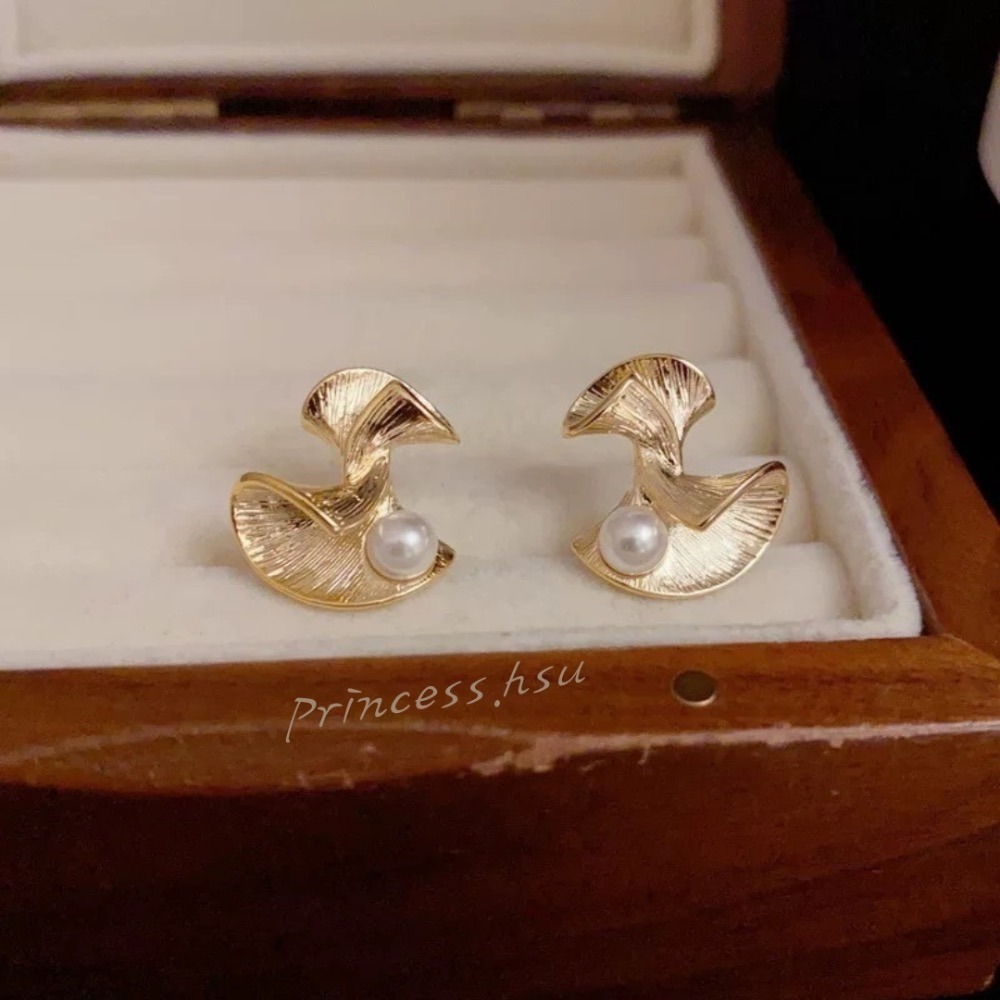 裙擺皺褶珍珠耳環-規格圖1