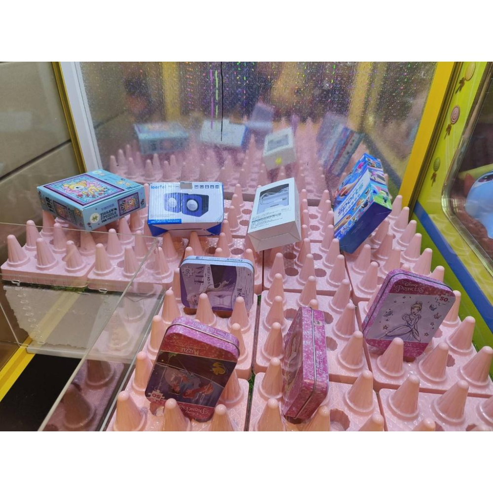 娃娃機布置 鋪底三角錐 檯面增高墊 擋死位 機台防撞 檯面布置 C架 L架可參考【I60】-細節圖9