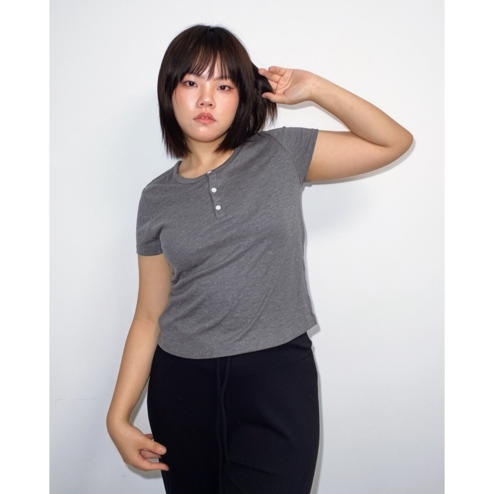 天絲亞麻排釦短袖  【現貨】 可以穿到2XL 上身-細節圖2