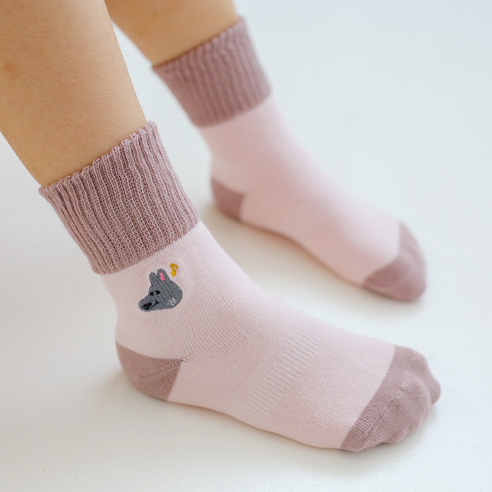 minihope刺繡反折中筒襪-OREO(淺粉)-細節圖4