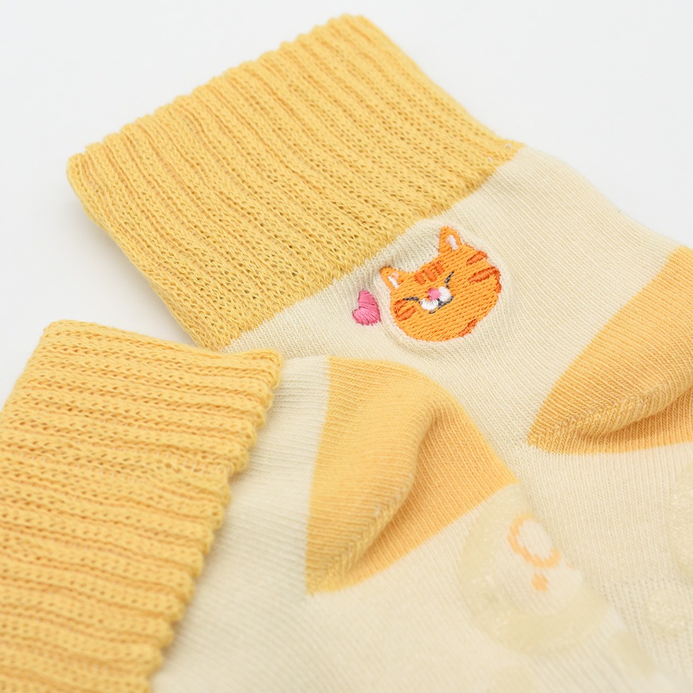 minihope刺繡反折中筒襪-奇奇(米)-細節圖3