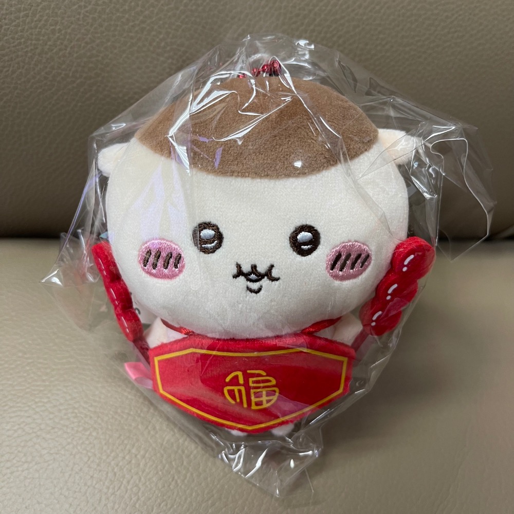 正版 吉伊卡哇 栗子頭 新年限定 吊飾 高約10公分-細節圖2