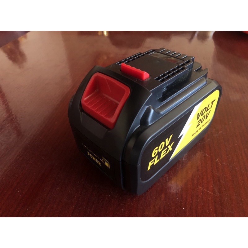 全新 保固10個月 副廠 適用 得偉 20V DCB606 DCB609 60V 9.0 AH  有電量顯示 雙電壓電池-細節圖3