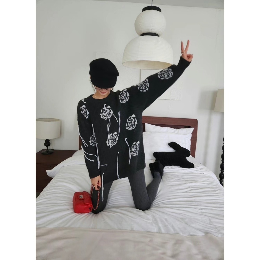 Twins 🇰🇷 韓國代購 東大門 正韓 花朵針織長袖毛衣-細節圖4