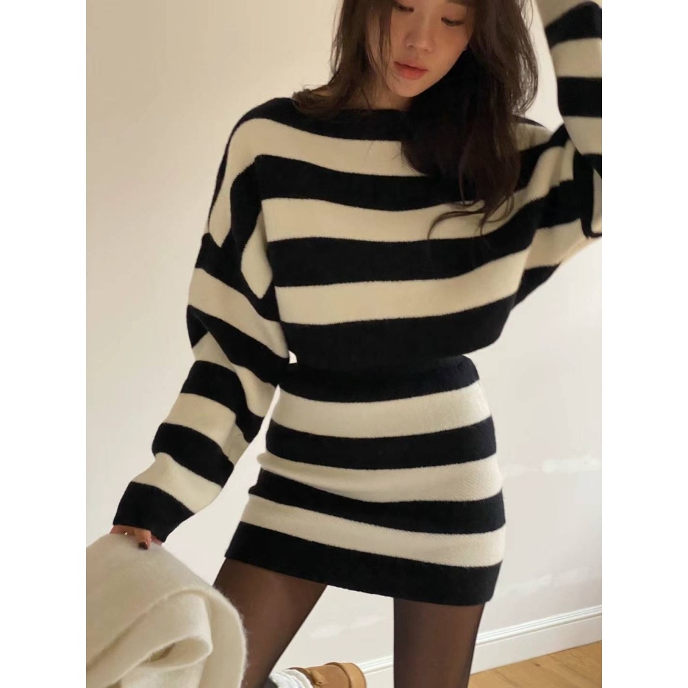 Twins 🇰🇷 韓國代購 東大門 正韓 羊毛條紋上衣+裙子SET-細節圖5