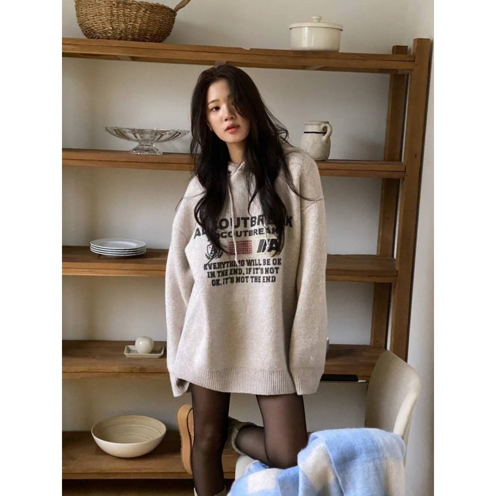 Twins 🇰🇷 韓國代購 東大門 正韓 羊毛字母印花連帽長版上衣-細節圖3