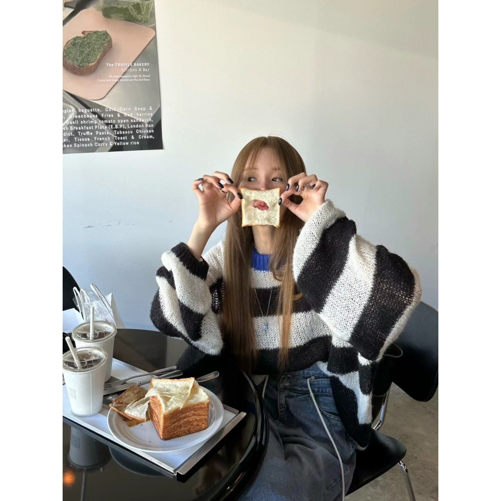 Twins 🇰🇷 韓國代購 東大門 正韓 撞色條紋下半身失蹤長版毛衣-細節圖2