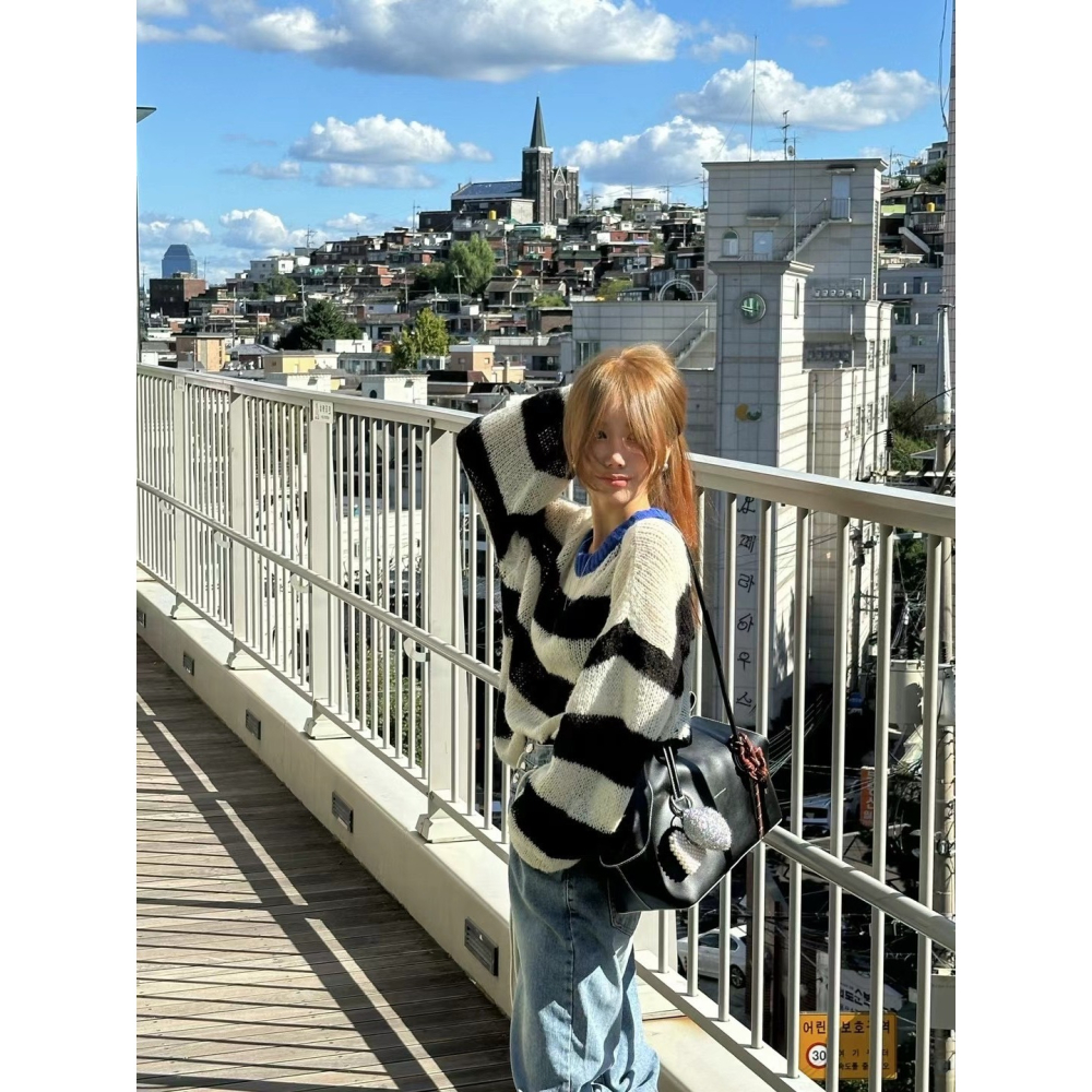 Twins 🇰🇷 韓國代購 東大門 正韓 撞色條紋下半身失蹤長版毛衣-細節圖6