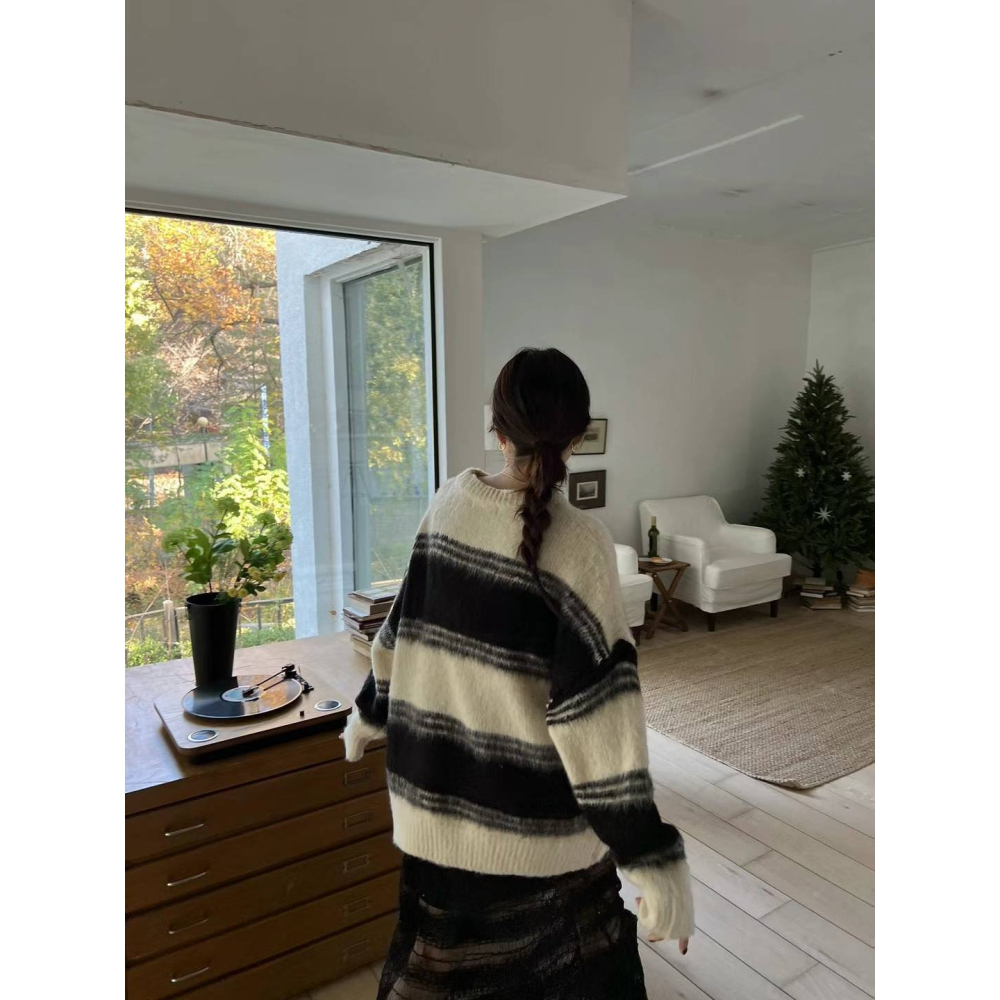 Twins 🇰🇷 韓國代購 東大門 正韓 條紋圓領長袖毛衣-細節圖3