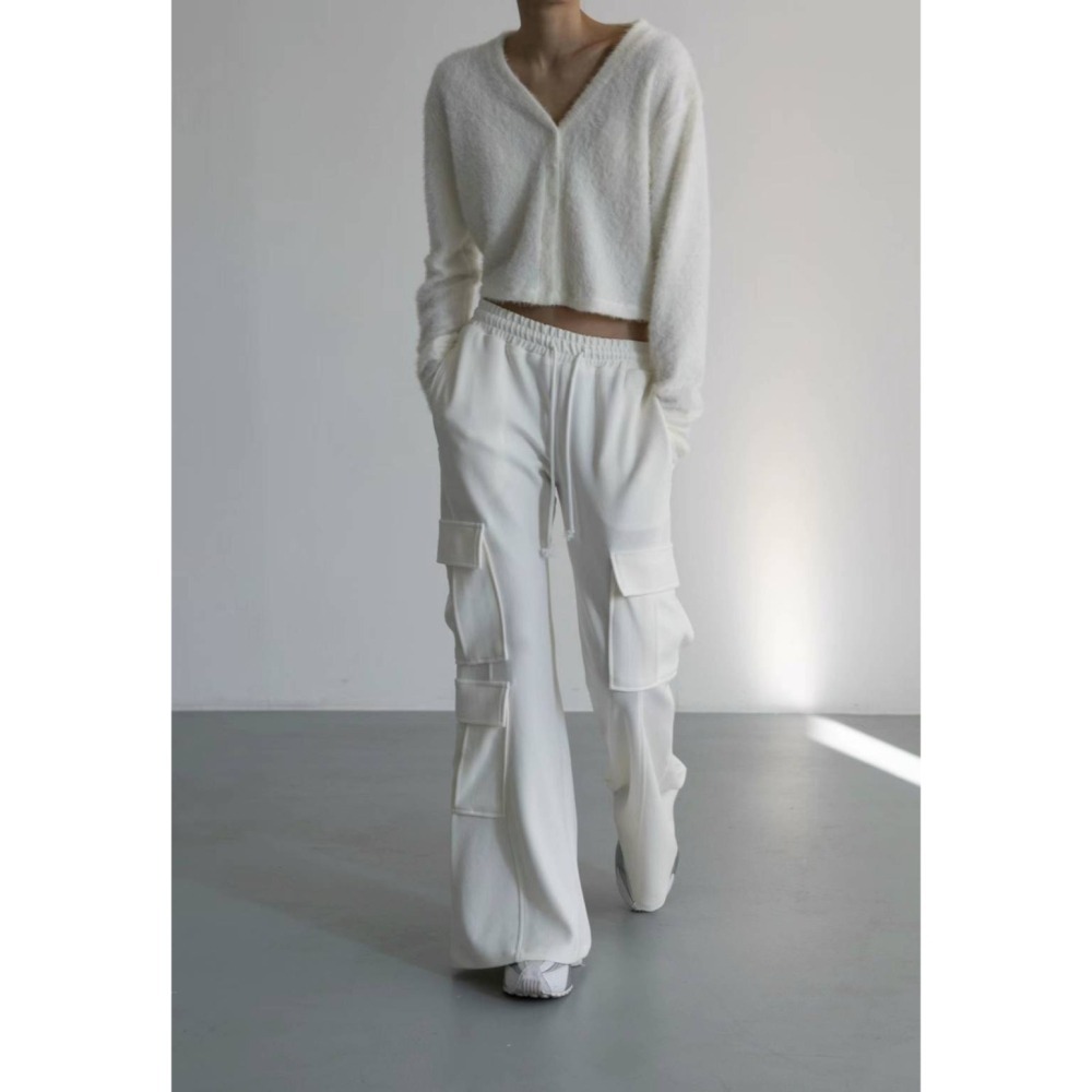 Twins 🇰🇷 韓國代購 東大門 正韓 毛毛鈕釦短版上衣-細節圖6