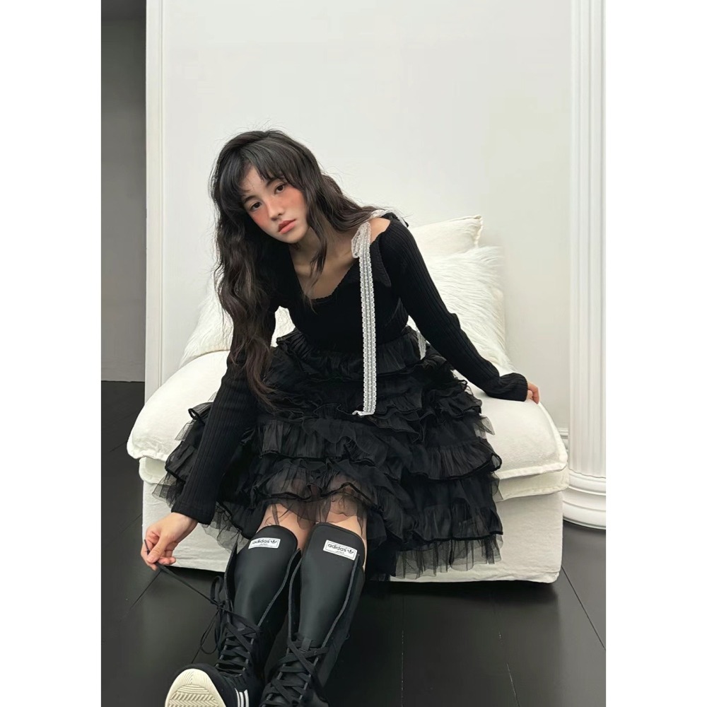 Twins 🇰🇷 韓國代購 東大門 正韓 蕾絲綁帶V領螺紋長袖上衣-細節圖9