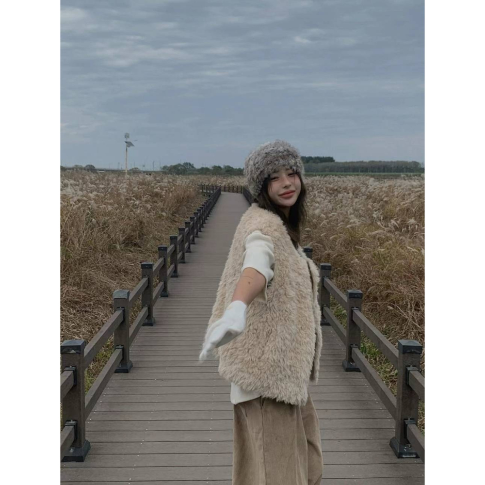 Twins 🇰🇷 韓國代購 東大門 正韓 爆可愛羊羔毛長版背心-細節圖6