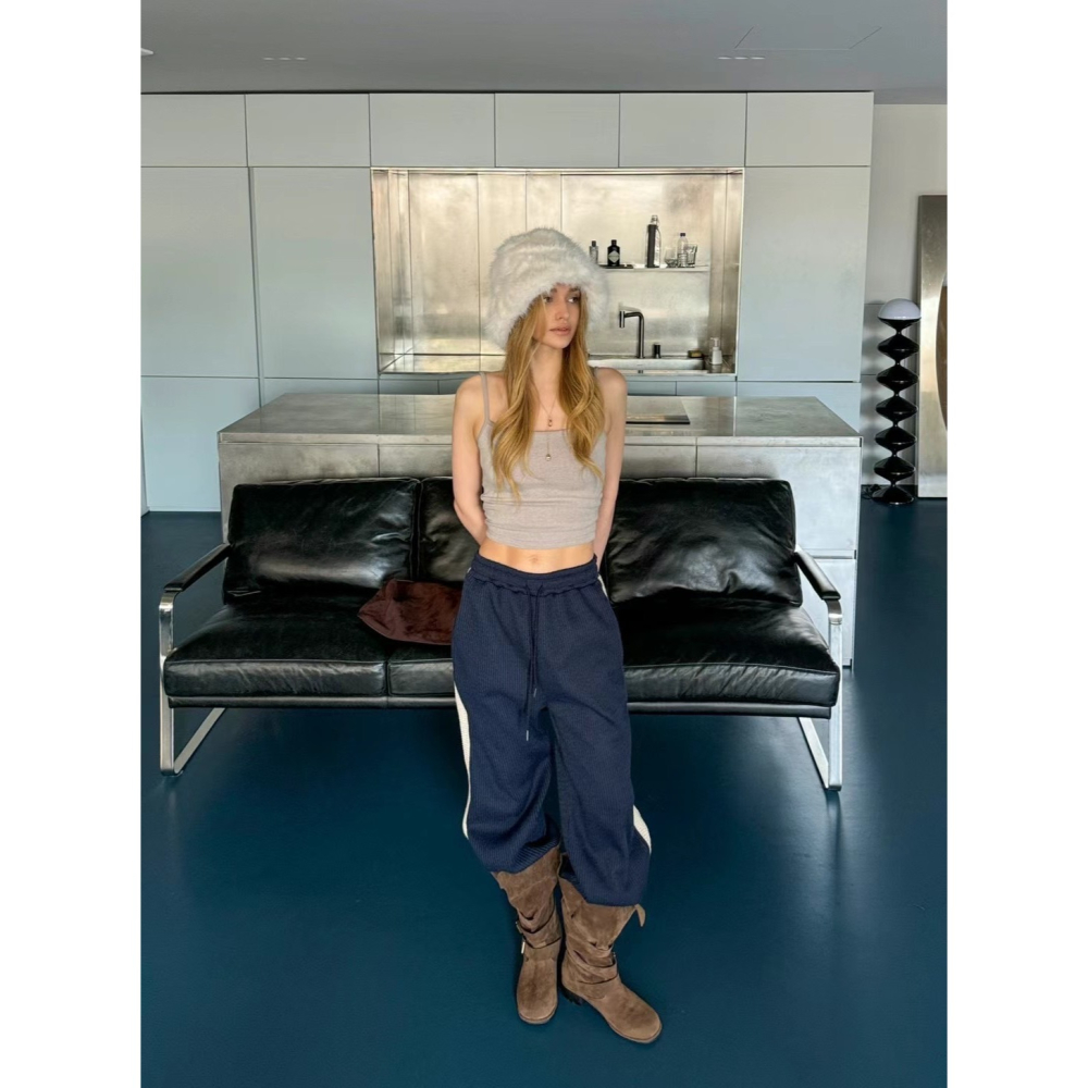 Twins 🇰🇷 韓國代購 東大門 正韓 側條紋針織休閒褲-細節圖2