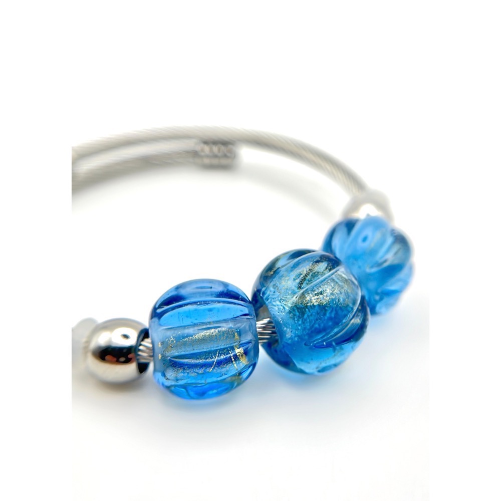 ✨金箔藍水晶｜鋼索手環《南方琉璃》琉璃珠-細節圖3