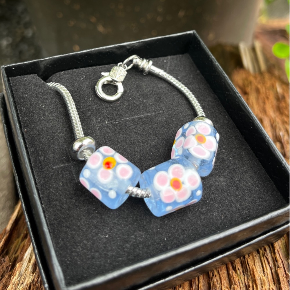 幸運粉花。冰晶琉璃手鍊《南方琉璃》手工琉璃珠-細節圖3