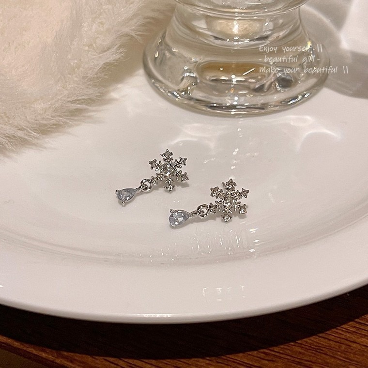 【LYOVEA】 S925銀針耳環 冰晶雪花垂墜耳環-細節圖2