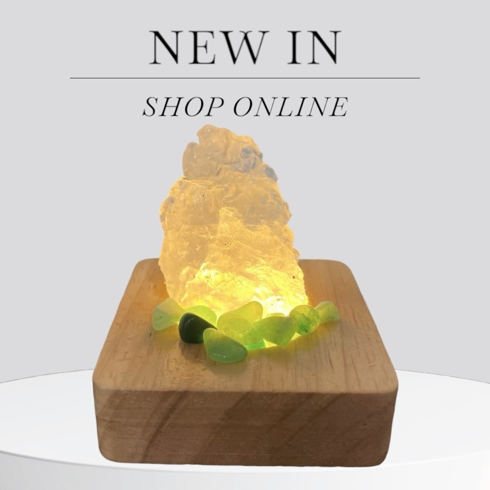 輝輝居家 鹽燈小靈 迷你鹽燈 療癒小物 辦公室 夜燈 贈禮 小財位 岩鹽 小鹽燈 水晶 元寶 桌上 擺件 擺飾 水晶燈-規格圖1