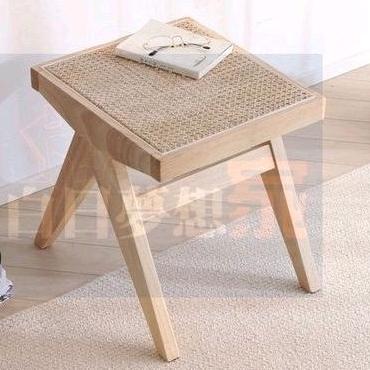 日式北歐換鞋凳家用小椅子小圓板凳木小方凳藤編床尾凳子 無印風 居家客廳方型椅凳 沙發矮凳小板凳仿藤矮凳換鞋凳木質小椅子-細節圖3