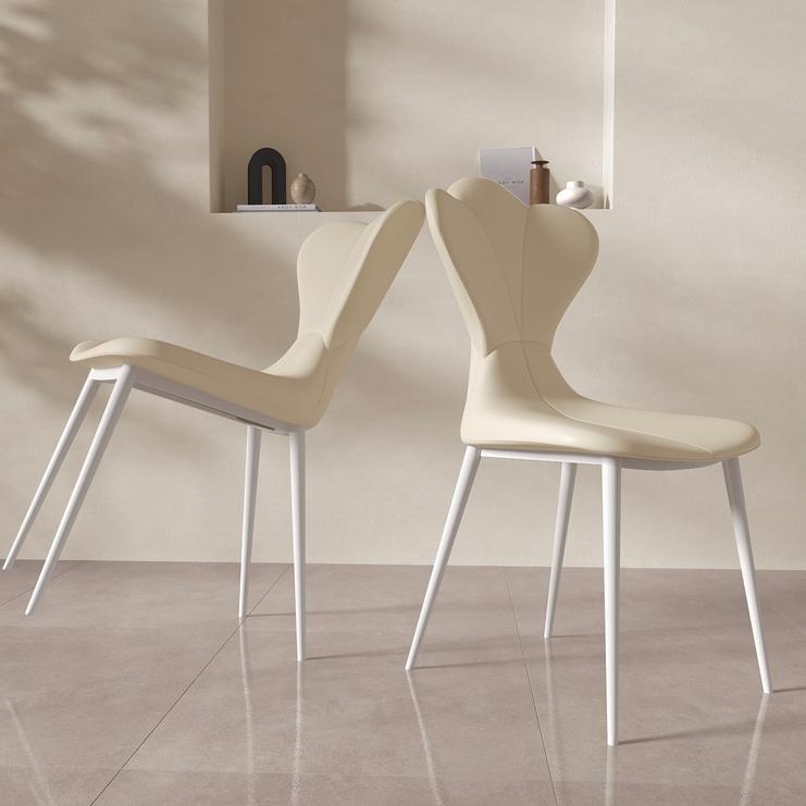 北歐輕奢餐椅 加厚坐墊 皇冠餐桌椅 椅子 全皮包裹北歐餐椅 腦椅皮革餐椅 接待椅北歐 靠背椅 化妝椅 餐廳軟包凳子-細節圖2