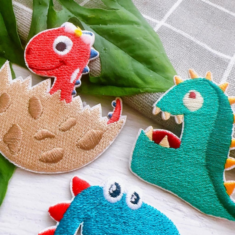 【皮卡布】免熨燙 Q7 恐龍 刺繡布貼紙 布貼紙 徽章 布貼 手帳貼紙 刺繡布貼 貼紙 自黏布貼 刺繡裝飾貼 patch-細節圖3
