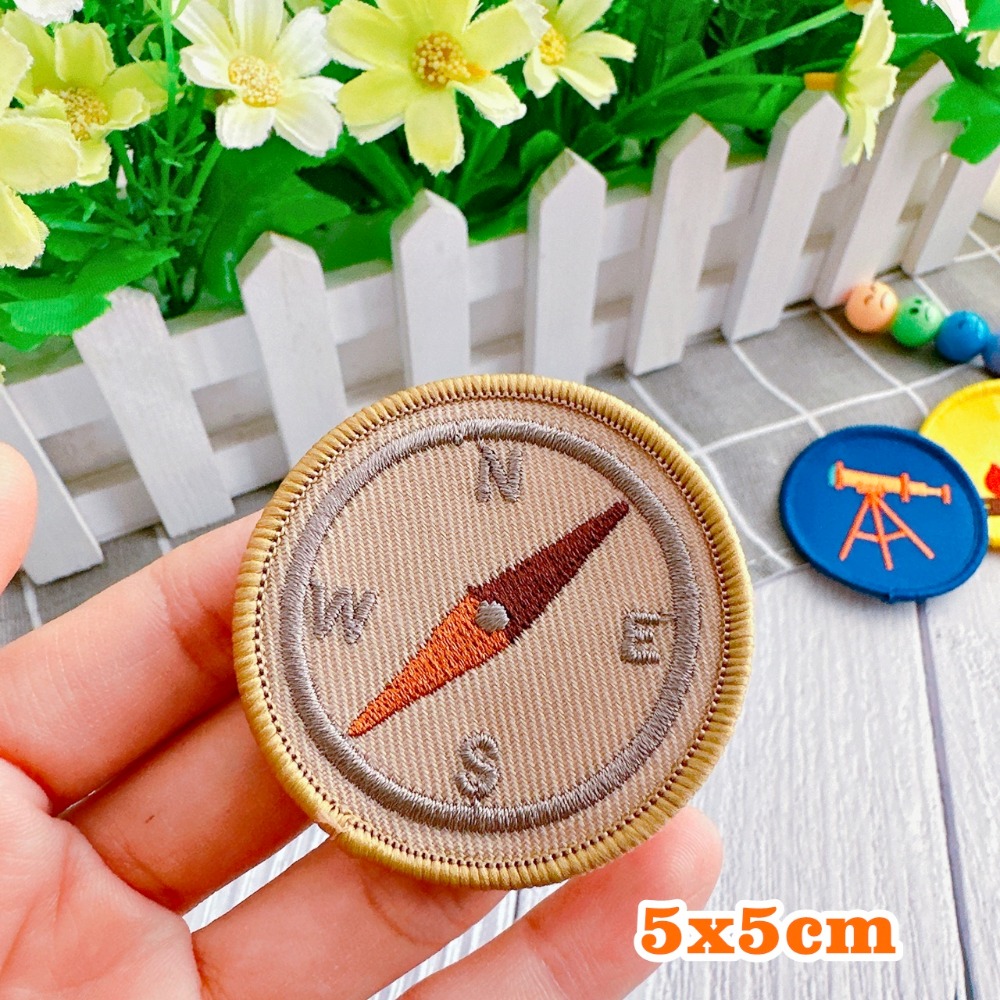 【皮卡布】J1 露營 野營 繩結 童軍 營火 望眼鏡 臂章 刺繡燙布貼 徽章 刺繡布貼 熨燙貼 帳篷 紅十字 魔鬼氈布章-規格圖8