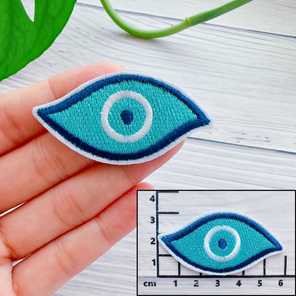 【皮卡布】I1 眼睛 eyes love 布貼 刺繡燙布貼 徽章 刺繡布貼 補丁補破洞 熨燙貼 燙布貼 Patch-規格圖2