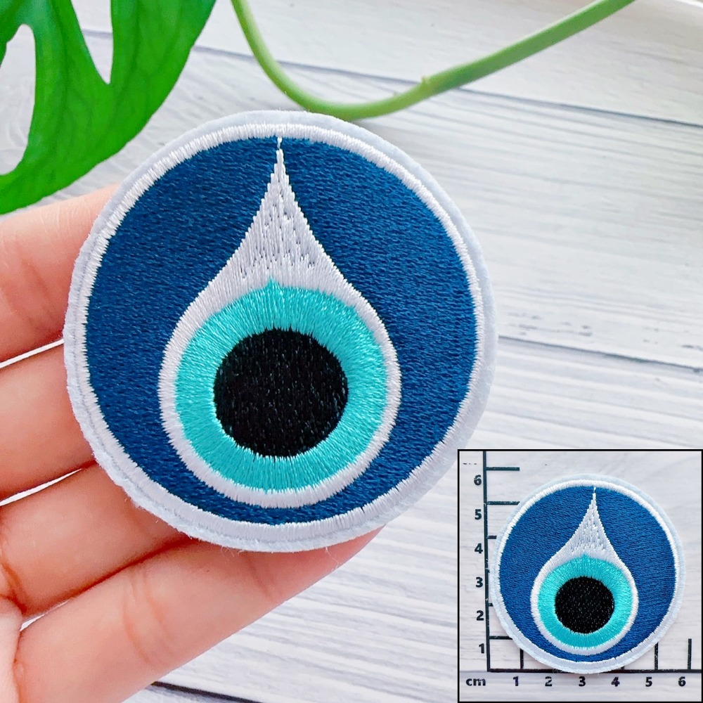 【皮卡布】I1 眼睛 eyes love 布貼 刺繡燙布貼 徽章 刺繡布貼 補丁補破洞 熨燙貼 燙布貼 Patch-規格圖2